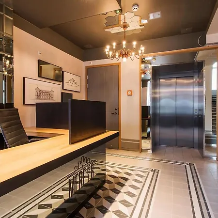 Charming Old Town View アパート *